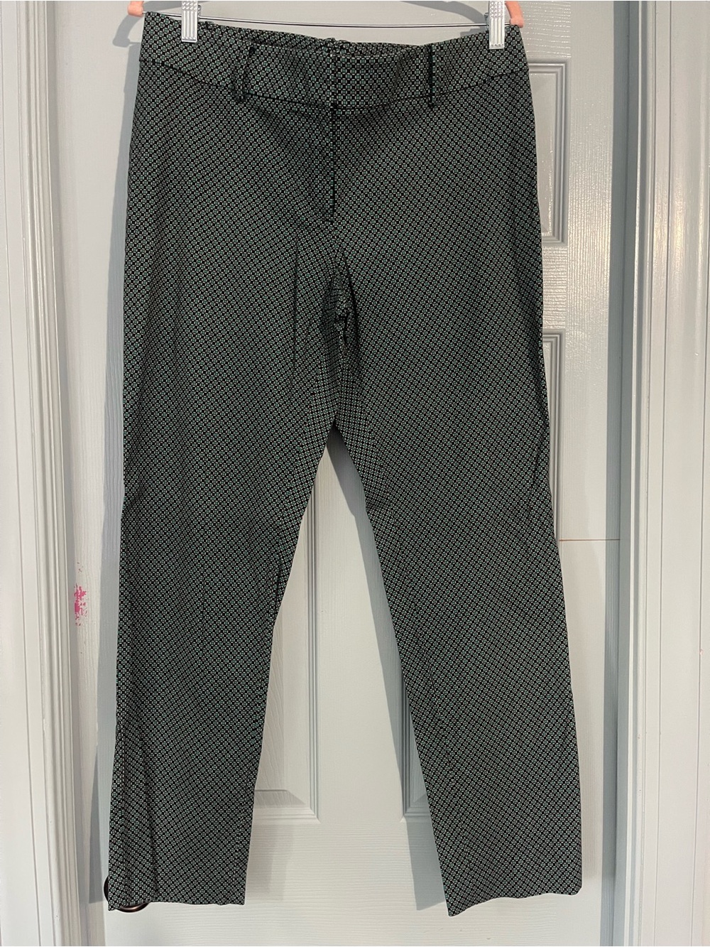 Ann Taylor Black & White Geometric Straight Leg Pants